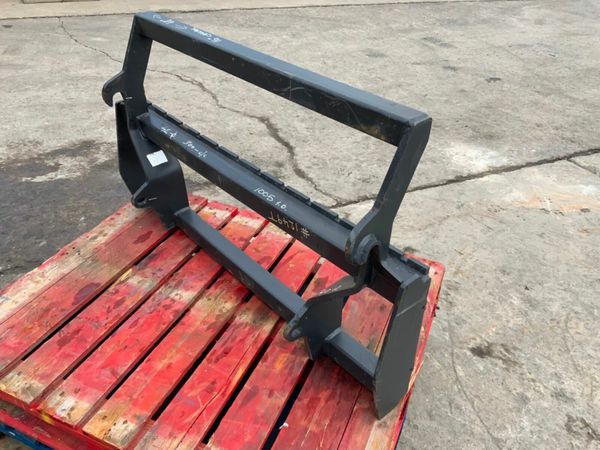 MX LOADER / EURO FORKLIFT HEADSTOCK......1249. 377221355