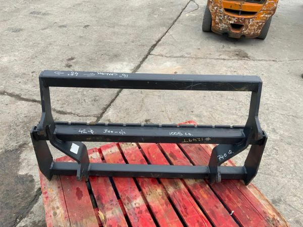 MX LOADER / EURO FORKLIFT HEADSTOCK......1249. 377221356
