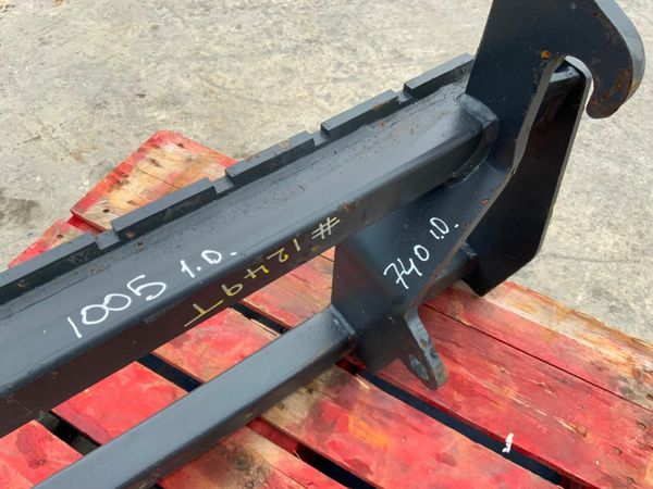 MX LOADER / EURO FORKLIFT HEADSTOCK......1249. 377221358