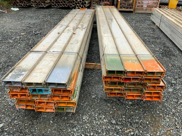 225mm  ALUMINIUM TWIN WEB BEAMS.......118/225. 377221478