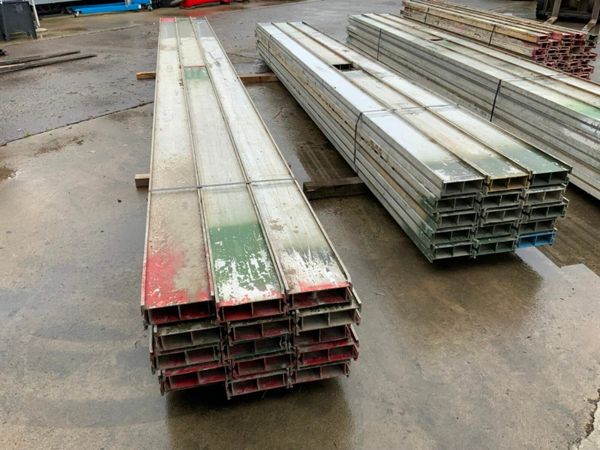225mm  ALUMINIUM TWIN WEB BEAMS.......118/225. 377221483