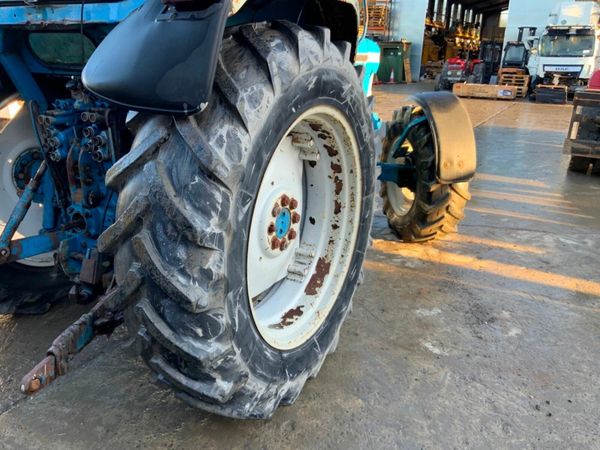 FORD 7610 4wd TRACTOR.....7091 hrs. 377221531