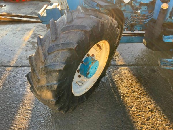 FORD 7610 4wd TRACTOR.....7091 hrs. 377221534