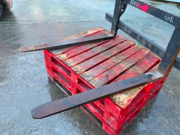 JCB 409 LOADER Q/FIT FORK ATTACHMENT.......4563. 377221650