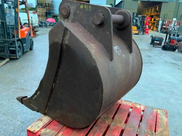 36" DIGGING BUCKET....80m PINS........91s. 377221692