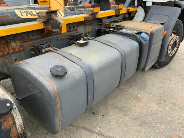 Renault Premium 26 TONNE REAR LIFT PALFINGER HOOK 377221796