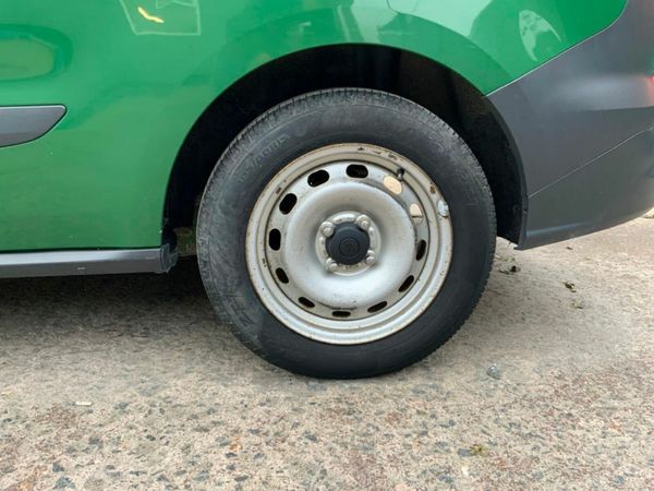 Ford Transit Courier 1.5 377221844