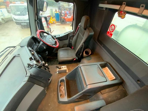 Renault C INSULATED ALLOY BODY...TAR CHUTES. 377222075