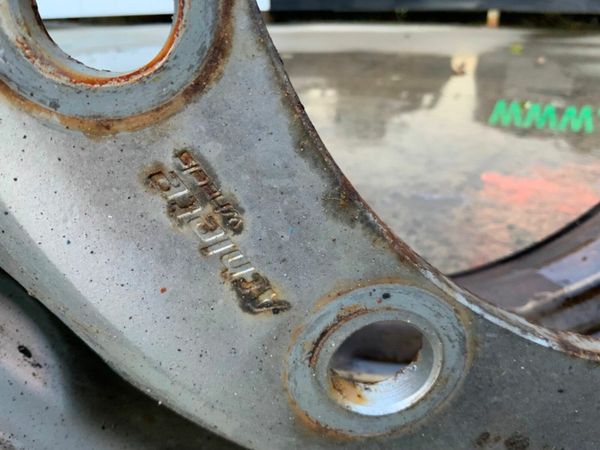 Volvo FM SUPER SINGLE STEEL RIMS...STEER AXLE. 377222026