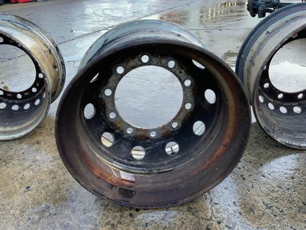 Volvo FM SUPER SINGLE STEEL RIMS...STEER AXLE. 377222031