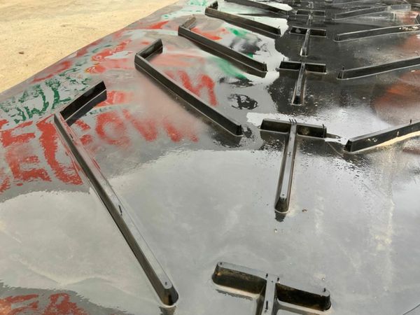 UNUSED CHEVRON PATTERN RUBBER BELT.....5513 377222134