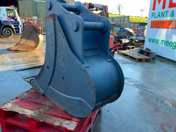 UNUSED 18" HILL BUCKET.......80mm PINS.........150 377222384