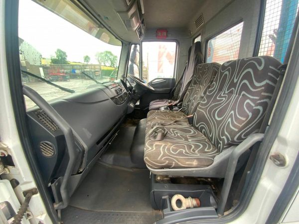 Iveco Eurocargo 7.5 TON CHAIN LIFT SKIP TRUCK..... 377222326