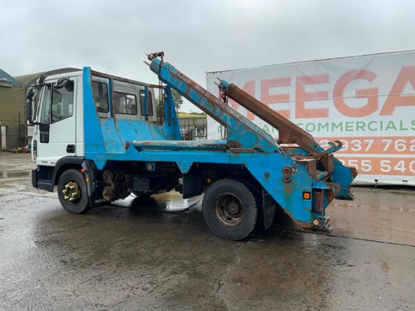 Iveco Eurocargo 7.5 TON CHAIN LIFT SKIP TRUCK..... 377222327