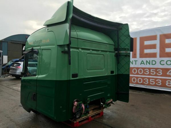 Scania R-Series Cr19. HIGHLINE SLEEPER CAB. 377222403