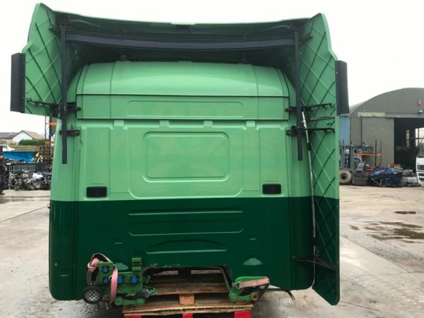 Scania R-Series Cr19. HIGHLINE SLEEPER CAB. 377222404