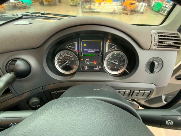 DAF CF 28ft  CURTAINSIDE.  260hp EURO6 AUTOMATIC. 377222648