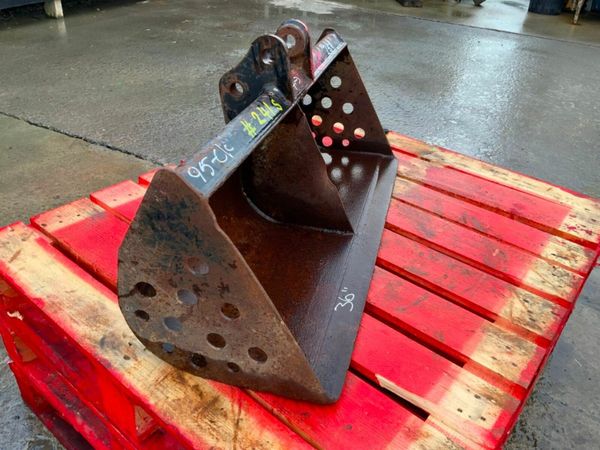 JCB MICRO DIGGER GRADING BUCKET...25mm...241. 377222798