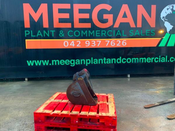 12" STRICKLAND BUCKET.......35mm PIN........248f 377222719