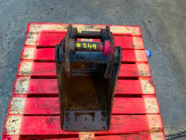 12" STRICKLAND BUCKET.......35mm PIN........248f 377222721