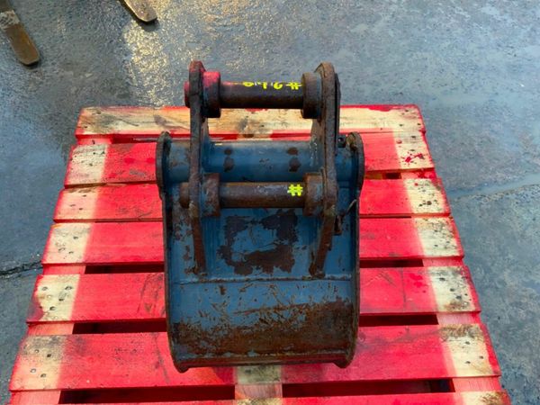 12" STRICKLAND BUCKET.......35mm PIN........248f 377222723