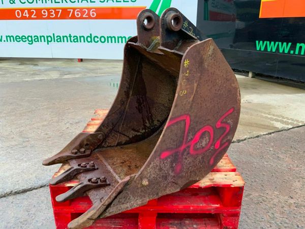 24" JCB 3CX BUCKET......45mm PINS........70s. 377222819