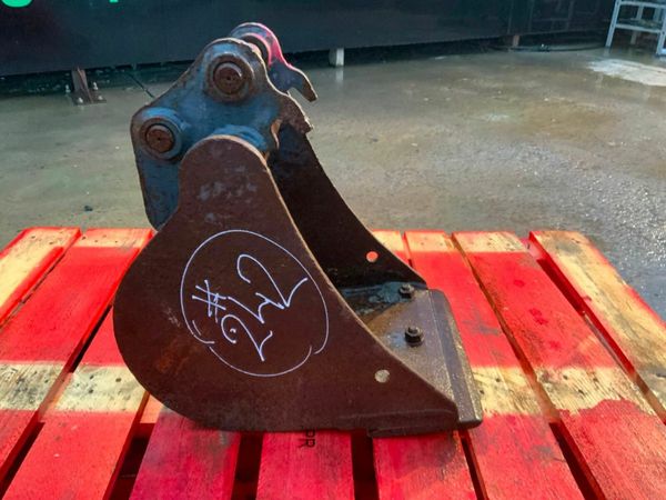 12" STRICKLAND BUCKET.....30mm PINS.........242. 377222832