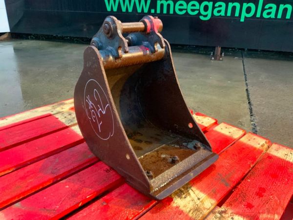 12" STRICKLAND BUCKET.....30mm PINS.........242. 377222833