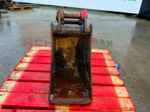 12" STRICKLAND BUCKET.......35mm PINS.....255f. 377222954