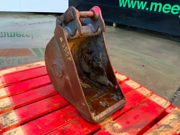 12" STRICKLAND BUCKET.......35mm PINS.....255f. 377222955