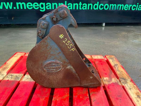 12" STRICKLAND BUCKET.......35mm PINS.....255f. 377222956