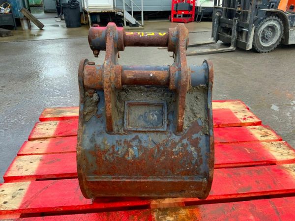 12" STRICKLAND BUCKET....30mm PINS......254f. 377222976