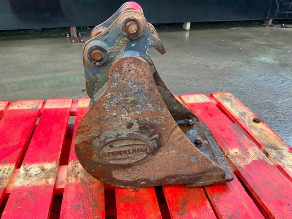 12" STRICKLAND BUCKET....30mm PINS......254f. 377222982