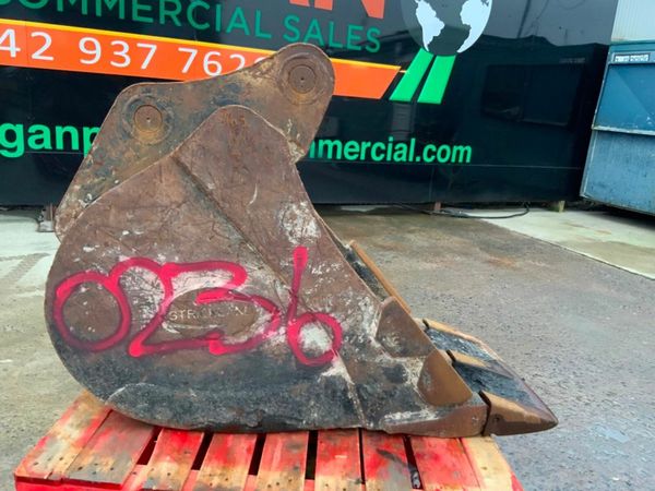 24" STRICKLAND BUCKET.......65mm PINS......0236. 377222918