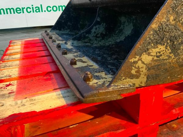 48" 'WHITES' GRADING BUCKET.....35mm PINS.....263f 377223106