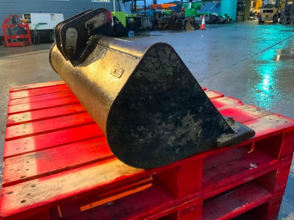 48" 'WHITES' GRADING BUCKET.....35mm PINS.....263f 377223118