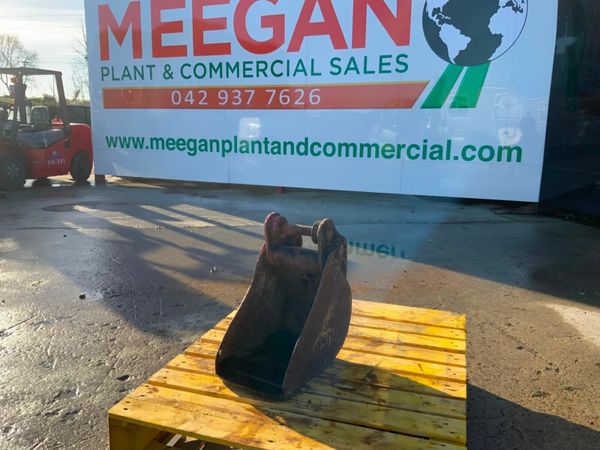 12" MINI DIGGER BUCKET........35mm PINS.......12f. 377223385