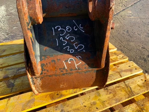 12" MINI DIGGER BUCKET........35mm PINS.......12f. 377223389