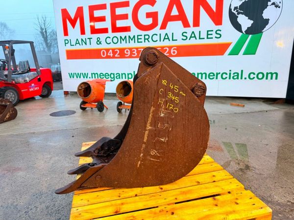 18" JCB 3CX BUCKET ...45MM PINS .....67S 377223323