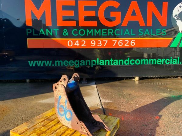 12" DIGGING BUCKET.....45mm PINS........66. 377223334