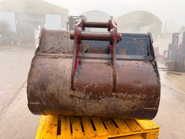 48" JCB DIGGING BUCKET ....65MM ....1618T 377223452