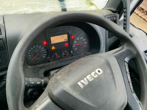Iveco Eurocargo 7.5 TONNE AUTOMATIC     22ft DROPS 377223570