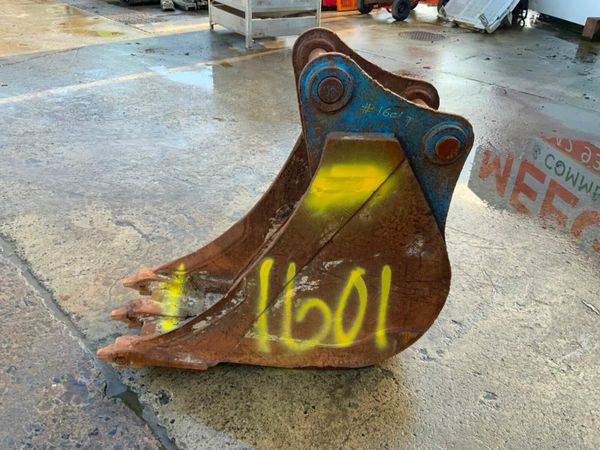 18" DIGGING BUCKET.......65mm PINS.....1601t. 377223746