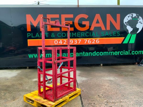 GAS BOTTLE TRANSPORT / STORAGE BASKET..3453. 377223835