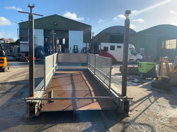 3.0t LOADING DECK / SLIDING GANTRY.......1415 377224047