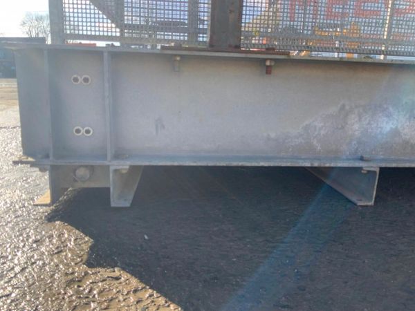 3.0t LOADING DECK / SLIDING GANTRY.......1415 377224050