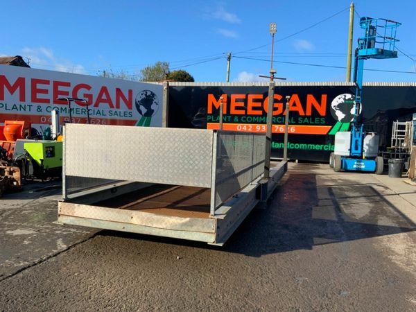 3.0t LOADING DECK / SLIDING GANTRY.......1415 377224051