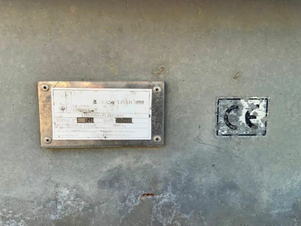 3.0t LOADING DECK / SLIDING GANTRY.......1415 377224057