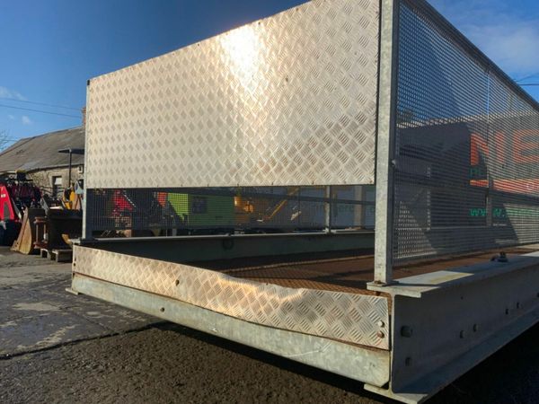 3.0t LOADING DECK / SLIDING GANTRY.......1415 377224061