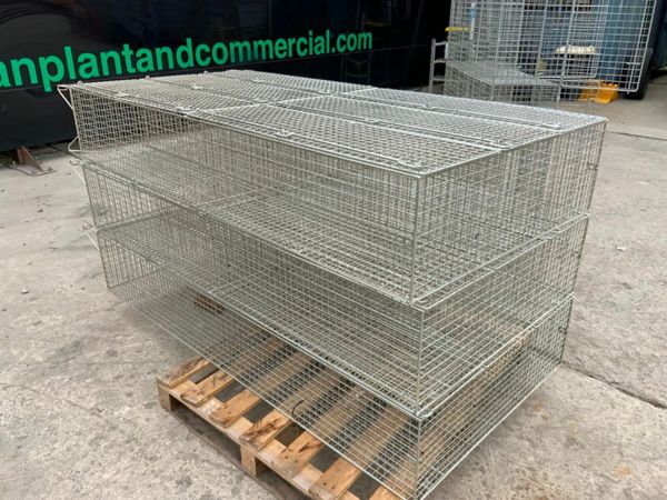 WIRE MESH 6 DOOR PERSONNEL LOCKERS. 377224067